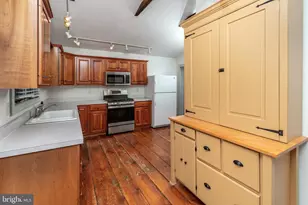 34 Buttonwood St, Lambertville, NJ 08530 - Photo 21