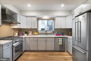 10 Perry St, Lambertville, NJ 08530 - Photo 9