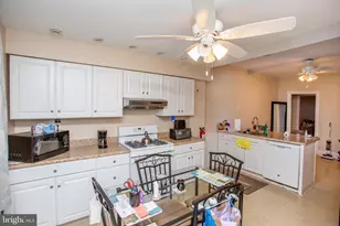 23-25 N Main St, Flemington, NJ 08822 - Photo 25