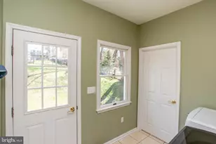 17 Cottage St, Lambertville, NJ 08530 - Photo 25