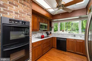 98 Snydertown Rd, Hopewell, NJ 08525 - Photo 13