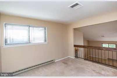 52 Hillside Court, Clinton, NJ 08809 - Photo 9