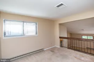 52 Hillside Ct, Clinton, NJ 08809 - Photo 9