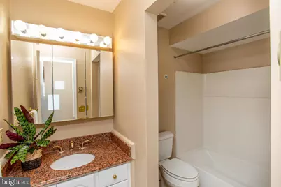 52 Hillside Court, Clinton, NJ 08809 - Photo 11