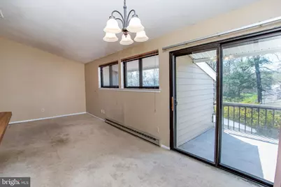 52 Hillside Court, Clinton, NJ 08809 - Photo 5