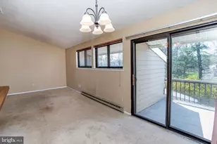 52 Hillside Ct, Clinton, NJ 08809 - Photo 5