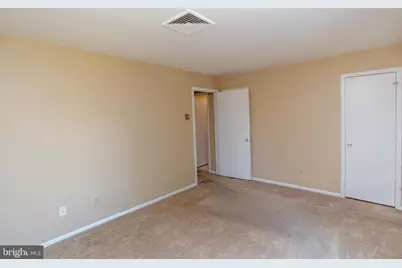 52 Hillside Court, Clinton, NJ 08809 - Photo 13