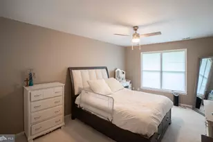 330 Phoebe Ct, Three Bridges, NJ 08887 - Photo 13