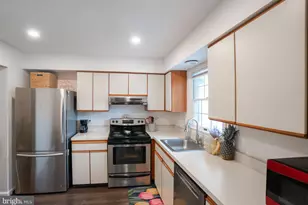 330 Phoebe Ct, Three Bridges, NJ 08887 - Photo 11