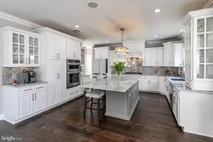 8 Kren Dr, Ringoes, NJ 08551 - Photo 15