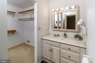 19 Floral Rd, Flemington, NJ 08822 - Photo 17