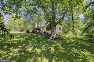 7 Horseshoe Rd, Whitehouse Station, NJ 08889 - Photo 5