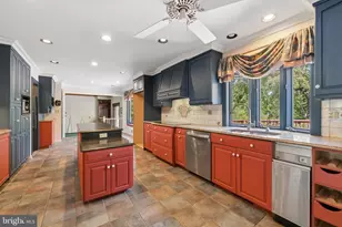 7 Horseshoe Rd, Whitehouse Station, NJ 08889 - Photo 13