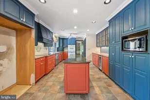 7 Horseshoe Rd, Whitehouse Station, NJ 08889 - Photo 17