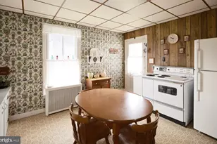 20 Maple St, Milford, NJ 08848 - Photo 5