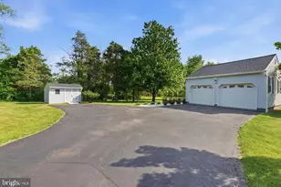 7 Smith Branch Rd, Whitehouse Station, NJ 08889 - Photo 23