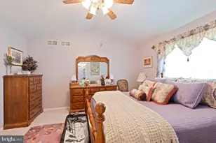 18 Kentworth Ct, Flemington, NJ 08822 - Photo 15