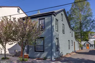 46 Delevan St, Lambertville, NJ 08530 - Photo 1