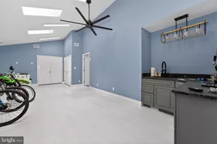 9 N North Star Dr, Annandale, NJ 08801 - Photo 29