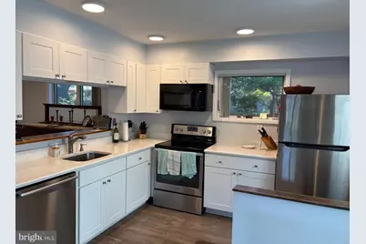 66 York Street #APT A, Lambertville, NJ 08530 - Photo 3