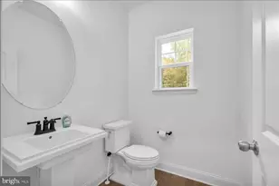 35 Barbertown Point Breeze Rd, Frenchtown, NJ 08825 - Photo 29