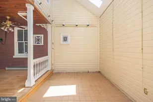 35 Perry St, Lambertville, NJ 08530 - Photo 37
