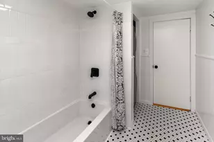 43 Ferry St, Lambertville, NJ 08530 - Photo 31