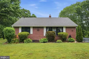 20 Poplar Rd, Ringoes, NJ 08551 - Photo 3