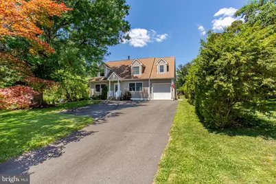 117 Circle Drive S, Lambertville, NJ 08530 - Photo 3