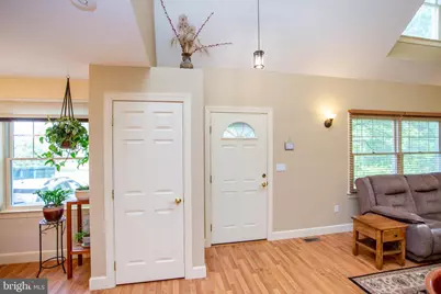 117 Circle Drive S, Lambertville, NJ 08530 - Photo 5