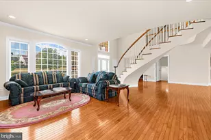 12 Manchur Ct, Flemington, NJ 08822 - Photo 9