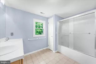 9 Mills Ct, Flemington, NJ 08822 - Photo 29