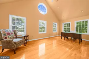 9 Mills Ct, Flemington, NJ 08822 - Photo 33