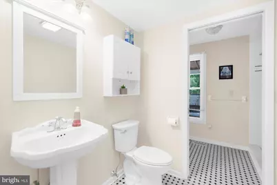 9 Mills Court, Flemington, NJ 08822 - Photo 17