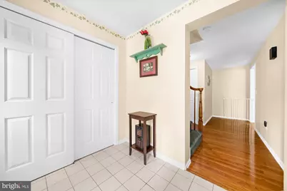 9 Mills Court, Flemington, NJ 08822 - Photo 5