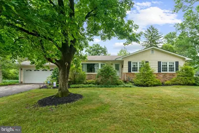 11 Meadowbrook Road, Flemington, NJ 08822 - Photo 1
