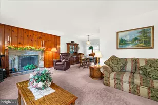 11 Meadowbrook Rd, Flemington, NJ 08822 - Photo 5