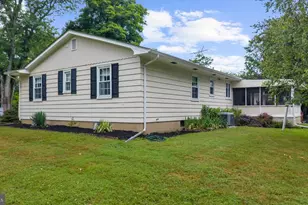 11 Meadowbrook Rd, Flemington, NJ 08822 - Photo 23
