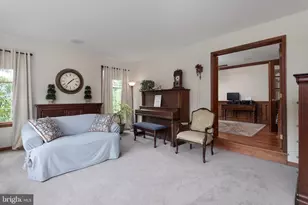 17 Shy Creek Rd, Franklin Township, NJ 08867 - Photo 9
