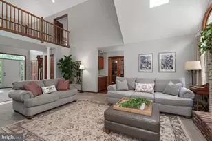 17 Shy Creek Rd, Franklin Township, NJ 08867 - Photo 5