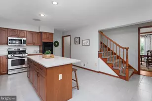17 Shy Creek Rd, Franklin Township, NJ 08867 - Photo 15