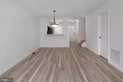 903 Wetherburn Court, Flemington, NJ 08822 - Photo 5