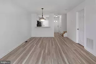 903 Wetherburn Ct, Flemington, NJ 08822 - Photo 5