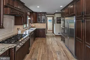 9 Summershade Ln, Ringoes, NJ 08551 - Photo 9