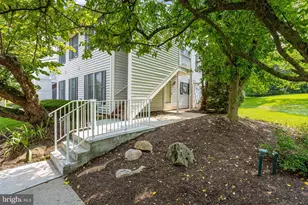 309 Sparrow Ct, Three Bridges, NJ 08887 - Photo 5