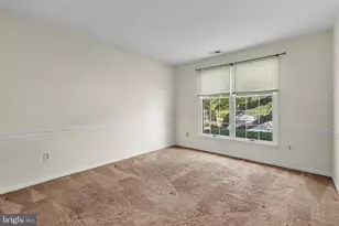 309 Sparrow Ct, Three Bridges, NJ 08887 - Photo 25