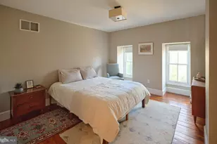 118 Clinton St, Lambertville, NJ 08530 - Photo 15