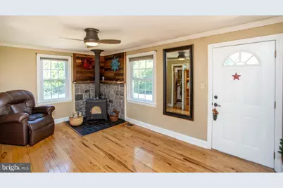 922 Us-202 N, Neshanic Station, NJ 08853 - Photo 5
