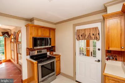 922 Us-202 N, Neshanic Station, NJ 08853 - Photo 11