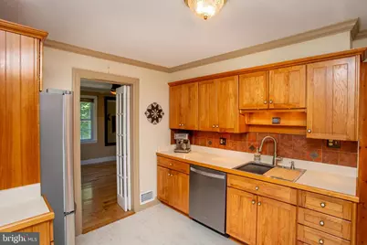 922 Us-202 N, Neshanic Station, NJ 08853 - Photo 13
